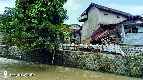 Sungai-Elo-Pagar-ambruk